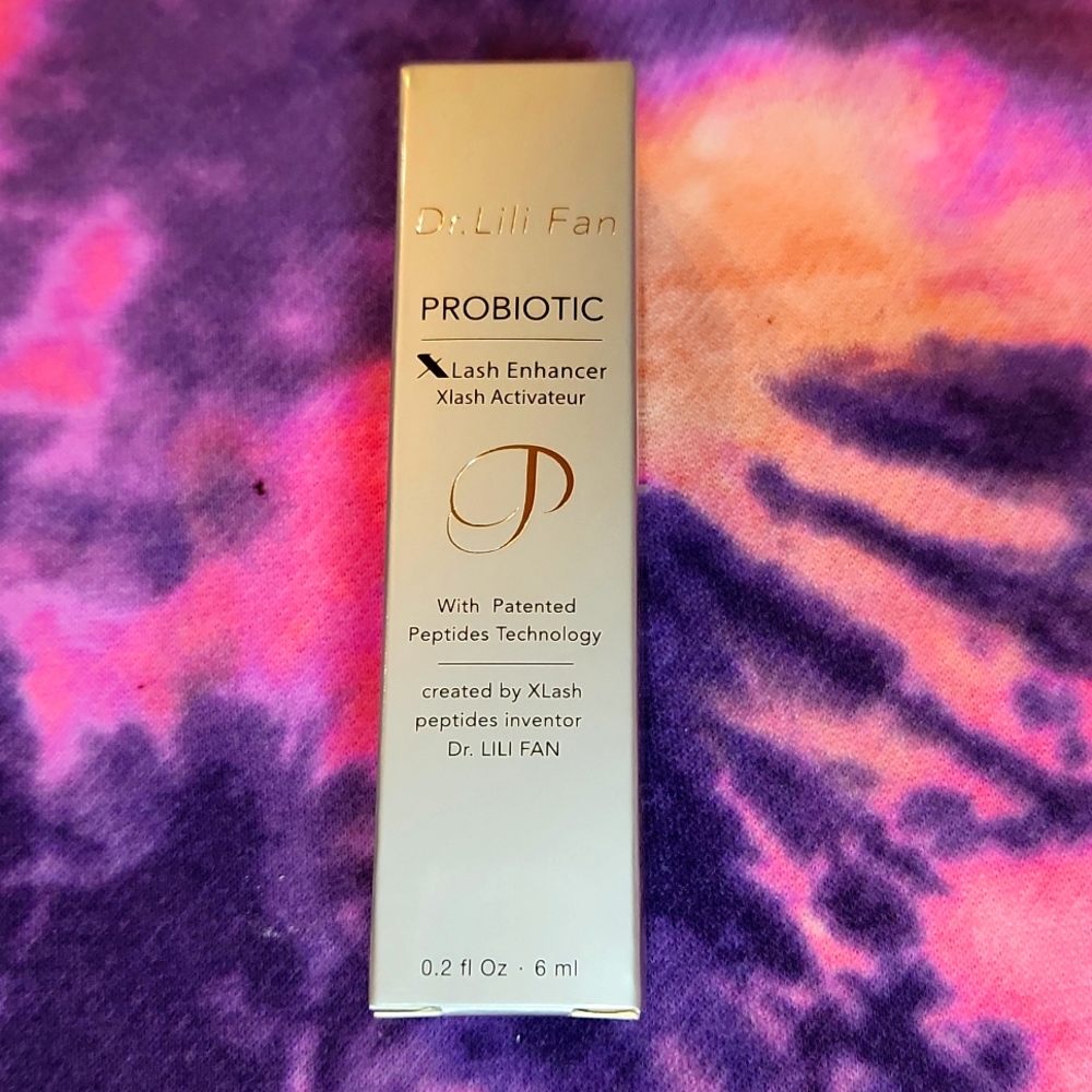 NWT DR LILI FAN- PROBIOTIC X LASH ENHANCER